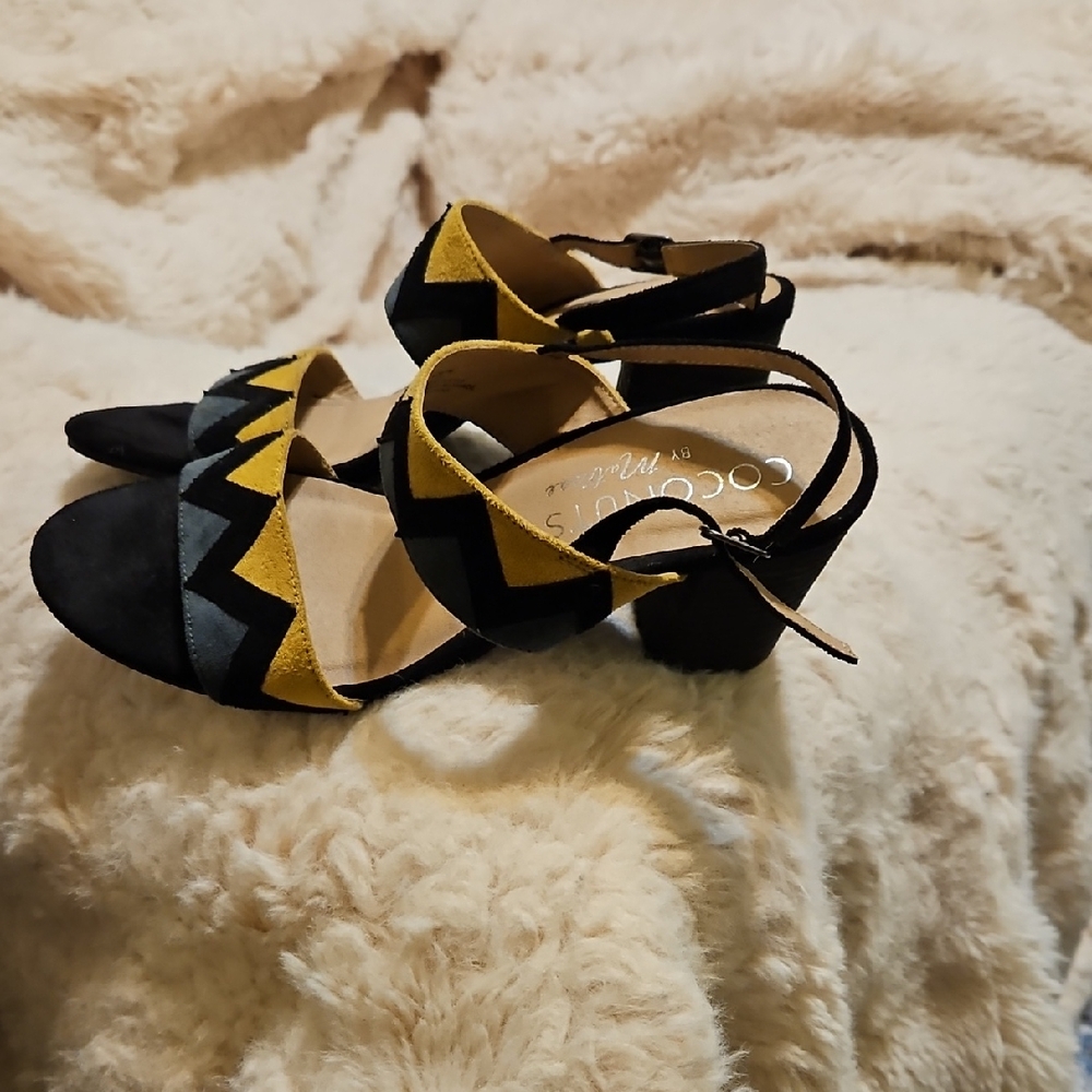 Coconuts by Matisse Black, Yellow and Gray Zigzag Block Heel Sandals